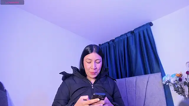 perla7777 online show from October 1, 12:59 am