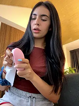 DaphneUwu online show from January 17, 1:24 am