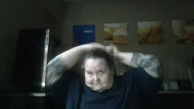 Hornybbw1978 online show from December 5, 6:57 am