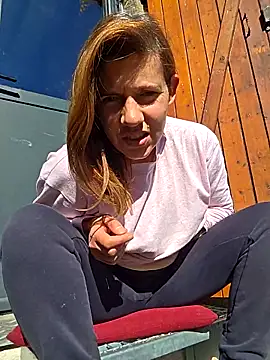 Lina lou4 online show from October 18, 11:35 am