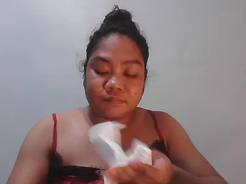 xxpretty jewelxx online show from September 23, 4:05 pm