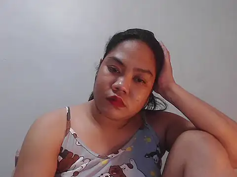 xxpretty jewelxx online show from September 20, 7:39 am