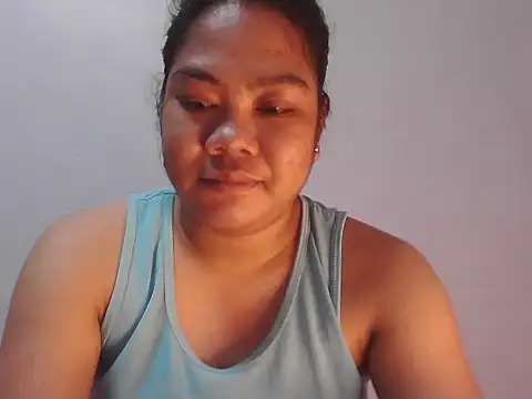 Snapshot of xxpretty_jewelxx chatting on September 12, 11:23 pm xxpretty jewelxx online show from September 12, 11:23 pm