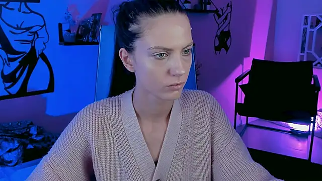 EmilyWilden online show from September 27, 8:43 am