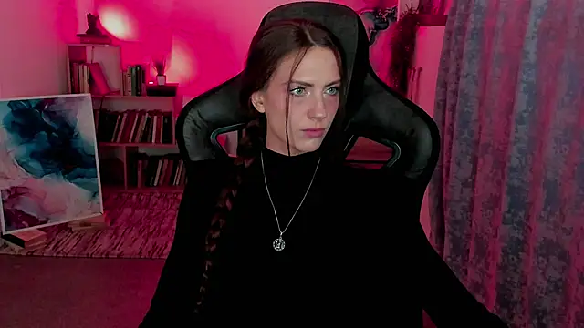 EmilyWilden online show from September 16, 8:33 am