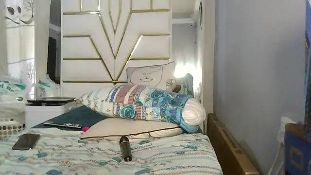 SexyyNana online show from February 18, 8:13 am