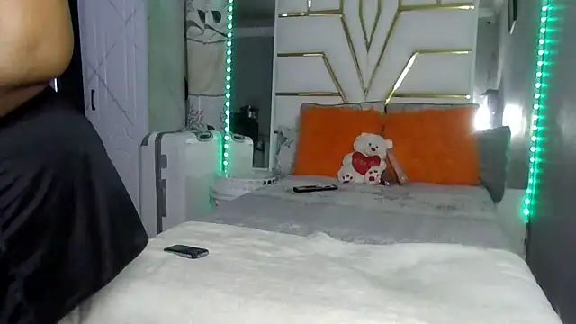 Snapshot of SexyyNana chatting on October 4, 2:39 am SexyyNana online show from October 4, 2:39 am