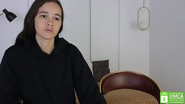 Snapshot of sexychanell_18 chatting on September 17, 1:09 pm sexychanell 18 online show from September 17, 1:09 pm