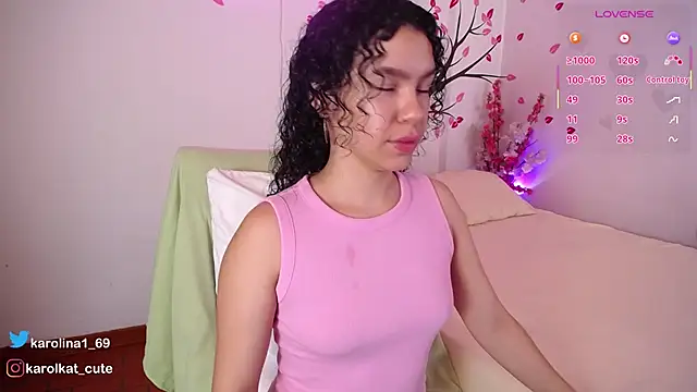 Karolina 1 online show from March 1, 12:38 pm