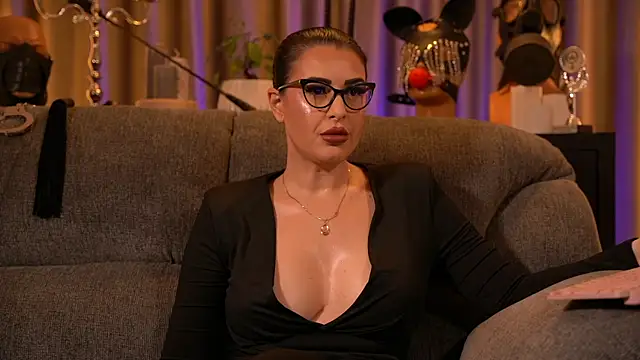 kelly kent online show from November 15, 1:17 am