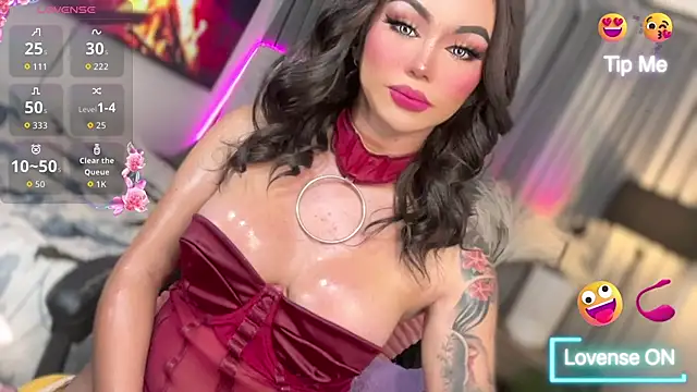 Snapshot of sassy_olivia chatting on September 14, 12:14 pm sassy olivia online show from September 14, 12:14 pm