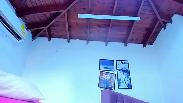 Snapshot of Gretta_Queen chatting on October 13, 5:04 pm Gretta Queen online show from October 13, 5:04 pm