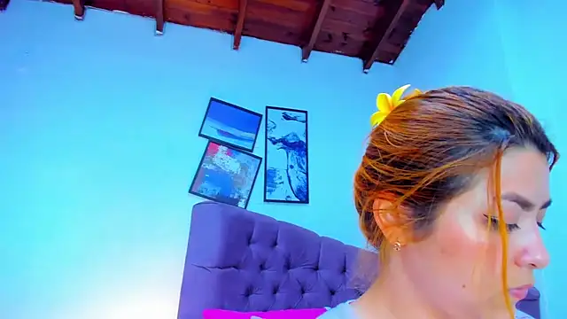 Snapshot of Gretta_Queen chatting on September 29, 7:08 pm Gretta Queen online show from September 29, 7:08 pm