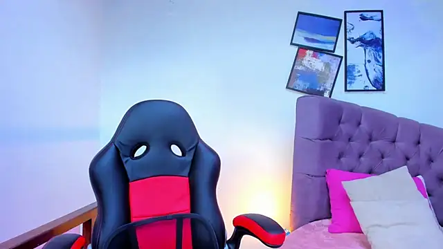 Snapshot of Gretta_Queen chatting on October 5, 3:50 pm Gretta Queen online show from October 5, 3:50 pm