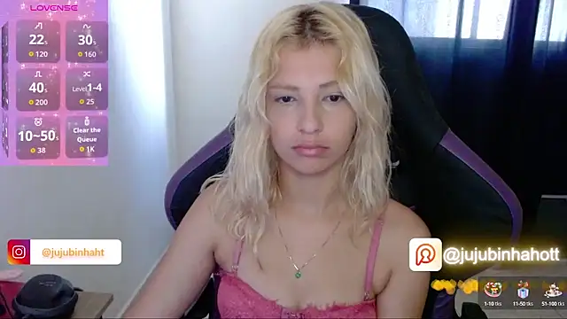 Snapshot of jujubinhahot chatting on October 2, 11:48 am jujubinhahot online show from October 2, 11:48 am