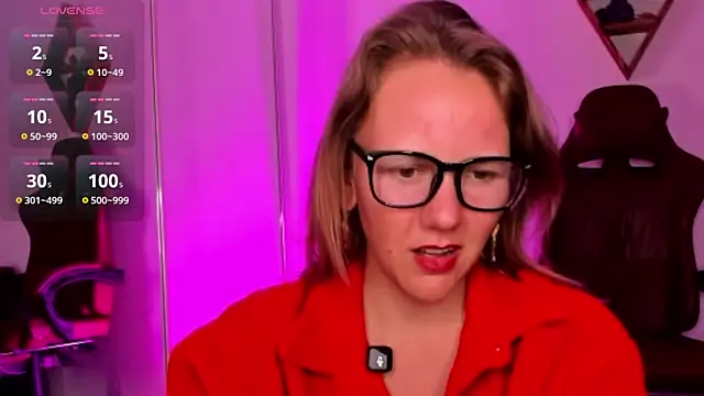 jasminedaze888 online show from April 14, 9:04 pm