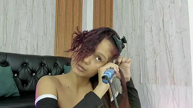 MarianaManzur online show from November 13, 7:46 pm