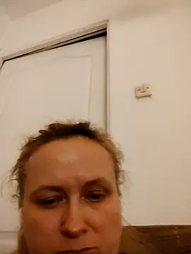 Snapshot of She-devilx chatting on October 22, 10:37 pm She-devilx online show from October 22, 10:37 pm