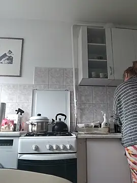 Snapshot of She-devilx chatting on October 16, 11:46 am She-devilx online show from October 16, 11:46 am