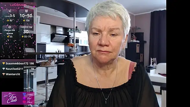 roxana brooks online show from April 6, 2:18 pm