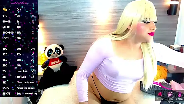 Snapshot of natashaislerxxx chatting on October 28, 4:51 am natashaislerxxx online show from October 28, 4:51 am