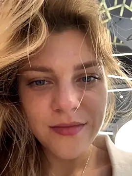 Snapshot of ValenciaShock chatting on September 23, 7:06 am ValenciaShock online show from September 23, 7:06 am