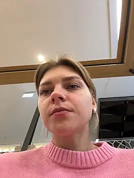 Snapshot of ValenciaShock chatting on October 16, 6:49 am ValenciaShock online show from October 16, 6:49 am