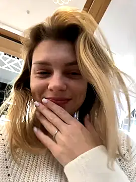 Snapshot of ValenciaShock chatting on October 8, 7:02 am ValenciaShock online show from October 8, 7:02 am