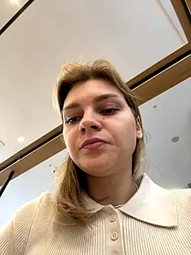 Snapshot of ValenciaShock chatting on September 19, 6:56 am ValenciaShock online show from September 19, 6:56 am