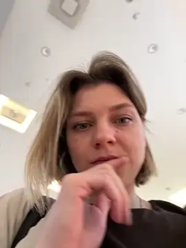 ValenciaShock online show from March 21, 7:24 am