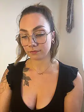 TalullaX online show from October 13, 2:09 pm