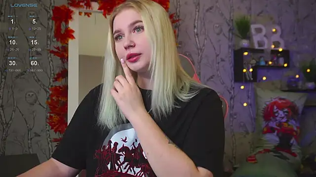 Moon Valkyrie online show from October 12, 9:23 am