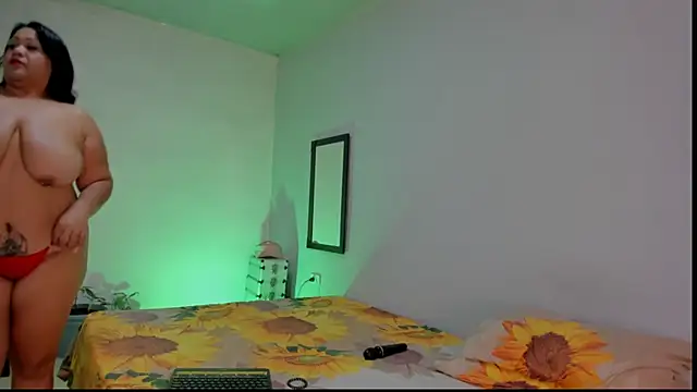 Luana wilding1 online show from September 17, 2:48 pm