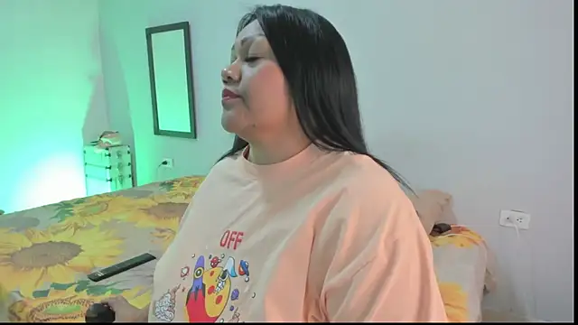 Luana wilding1 online show from September 18, 3:32 pm