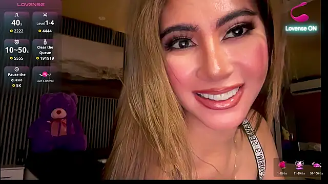 HeavenlyBlair online show from November 15, 10:44 pm