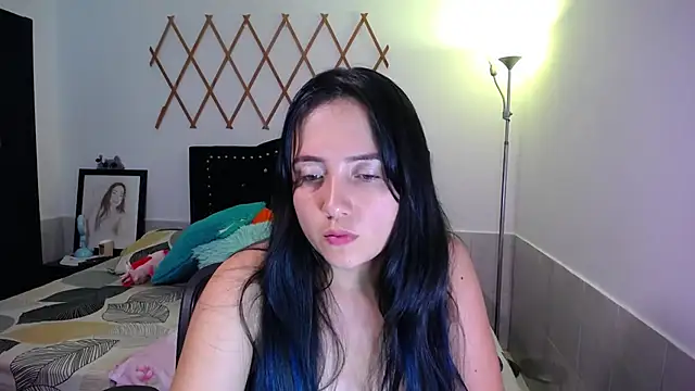 Snapshot of naughty_girl_4u chatting on September 18, 8:40 pm naughty girl 4u online show from September 18, 8:40 pm