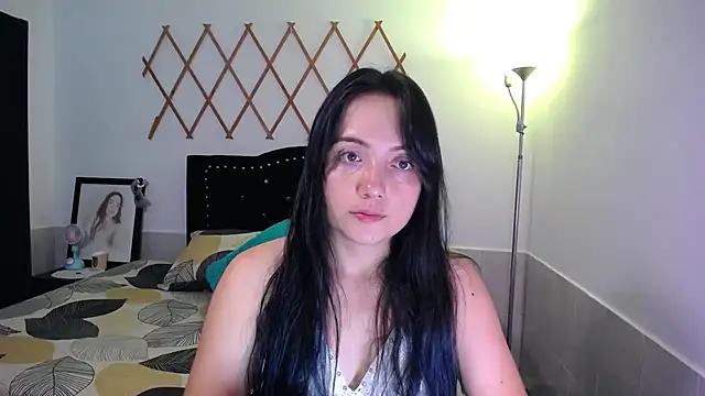 Snapshot of naughty_girl_4u chatting on September 26, 12:52 am naughty girl 4u online show from September 26, 12:52 am