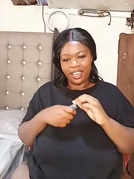 Aalyiah445 online show from July 9, 10:39 am