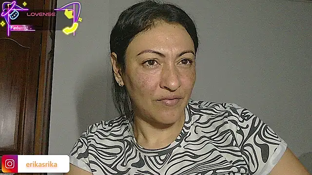 ErikaRika online show from September 17, 4:43 am