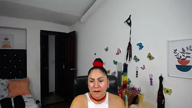 mature bigboobs10 online show from March 13, 4:36 am