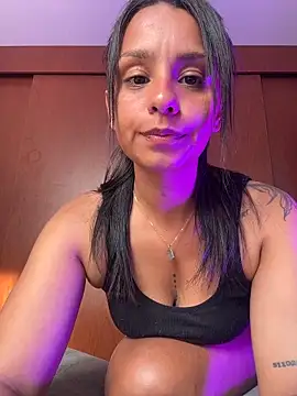 J loren online show from March 28, 9:14 pm