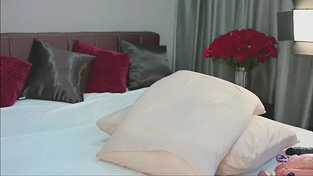 MillaBelle online show from November 27, 3:20 am