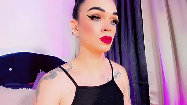 Snapshot of lesly_xx chatting on October 9, 3:43 am lesly xx online show from October 9, 3:43 am