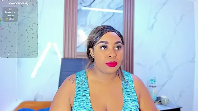 Snapshot of HannyMansonh chatting on October 29, 3:44 am HannyMansonh online show from October 29, 3:44 am