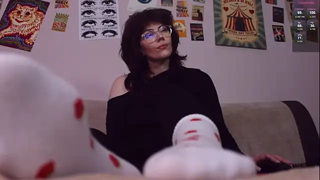 Luna Blake online show from January 13, 1:48 pm