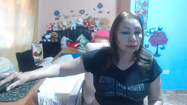 Snapshot of milfeddy_ chatting on September 24, 7:57 pm milfeddy online show from September 24, 7:57 pm