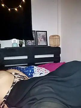 Snapshot of Bayan-Queen chatting on September 22, 9:24 pm Bayan-Queen online show from September 22, 9:24 pm