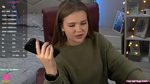 Snapshot of AfinaAmmor chatting on October 8, 2:21 pm AfinaAmmor online show from October 8, 2:21 pm