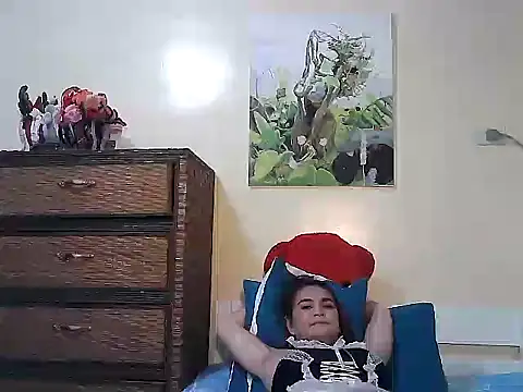 Snapshot of Kisses-13 chatting on September 20, 5:55 pm Kisses-13 online show from September 20, 5:55 pm