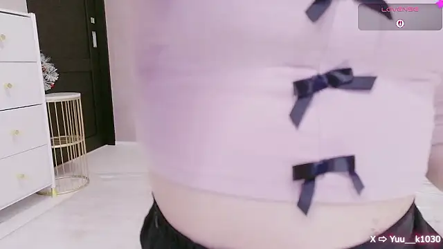 Yuu  k online show from November 26, 4:08 pm